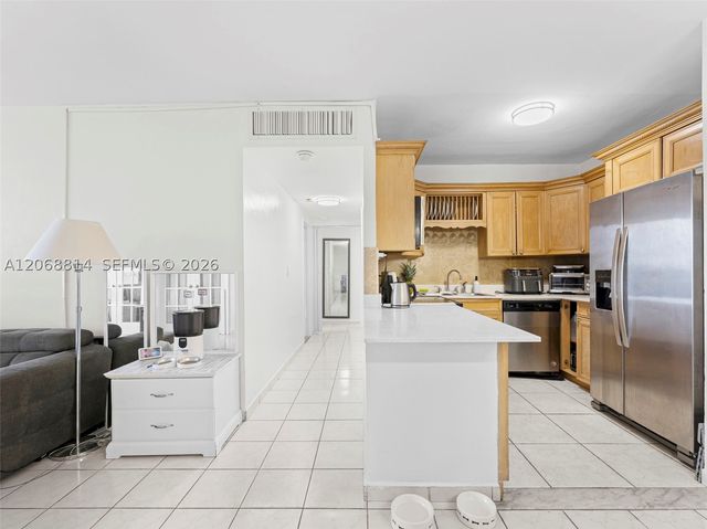 7441 Wayne Ave 3H, Miami Beach, FL 33141