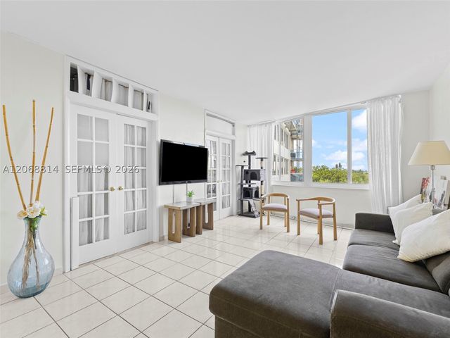 7441 Wayne Ave 3H, Miami Beach, FL 33141