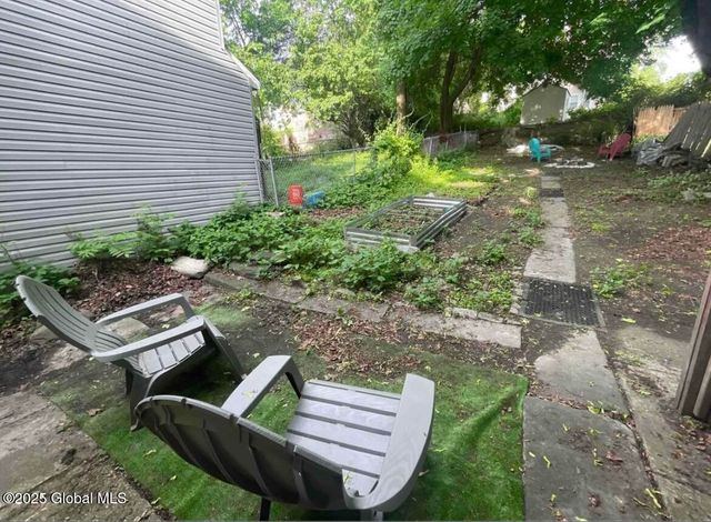 934 Broadway, Rensselaer, NY 12144
