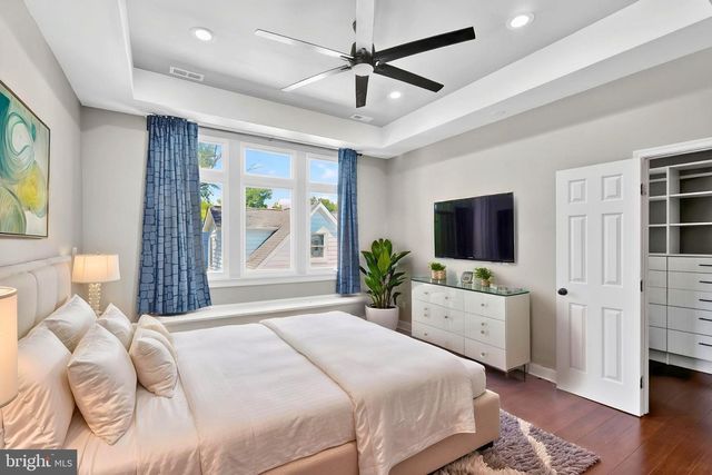 4415 BRADLEY LN, Chevy Chase, MD 20815