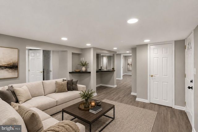4415 BRADLEY LN, Chevy Chase, MD 20815
