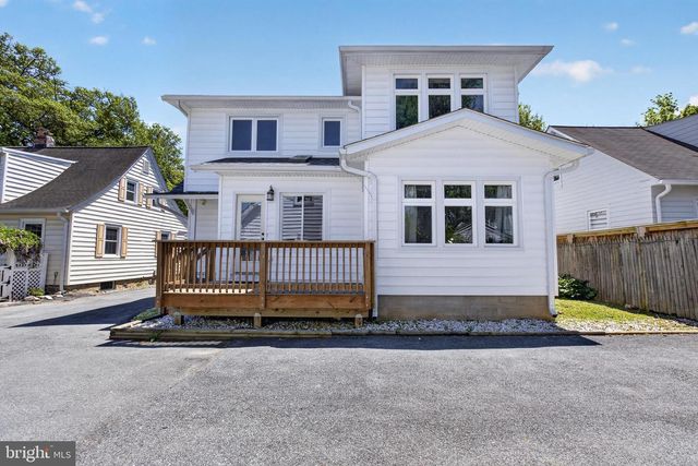 4415 BRADLEY LN, Chevy Chase, MD 20815