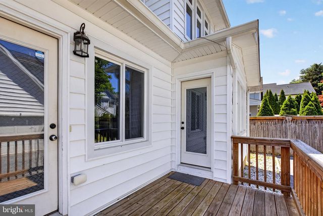 4415 BRADLEY LN, Chevy Chase, MD 20815
