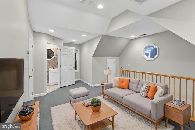 4415 BRADLEY LN, Chevy Chase, MD 20815