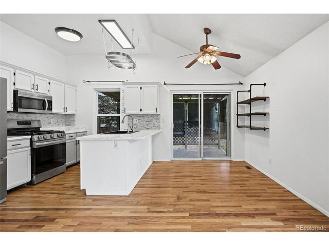 711 S Granby Cir, Aurora, CO 80012