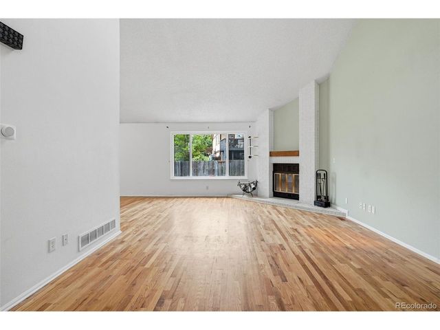 711 S Granby Cir, Aurora, CO 80012