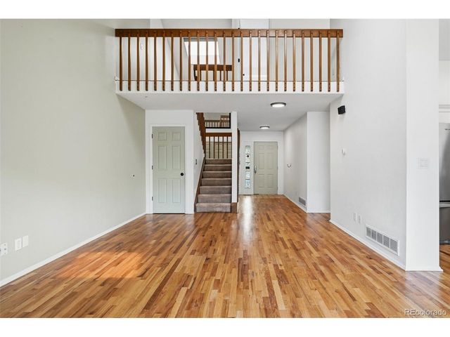 711 S Granby Cir, Aurora, CO 80012