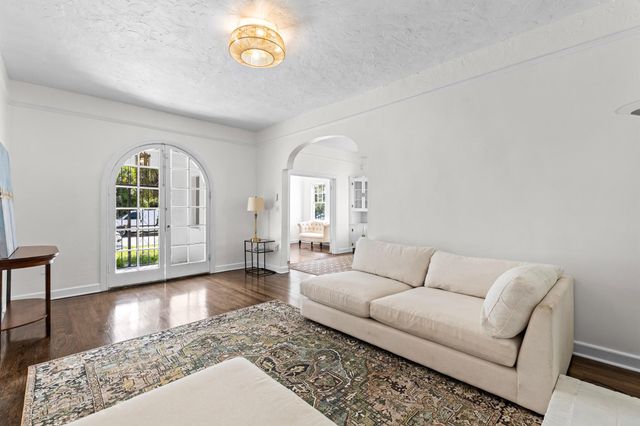 435 35th Street, West Palm Beach, FL 33407
