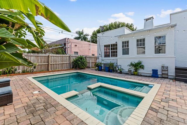 435 35th Street, West Palm Beach, FL 33407