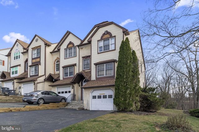 510 UPLAND ST, Pottstown, PA 19464