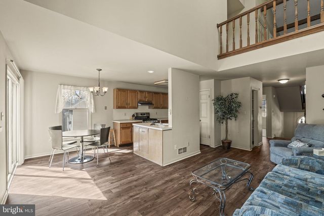 510 UPLAND ST, Pottstown, PA 19464