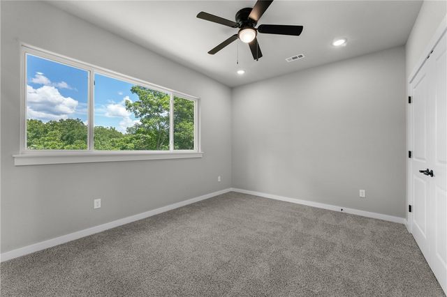 53 Shetland Drive, Bella Vista, AR 72715