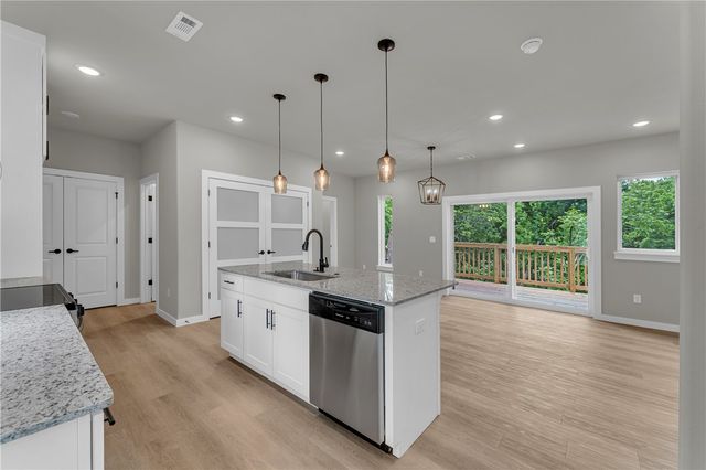 53 Shetland Drive, Bella Vista, AR 72715