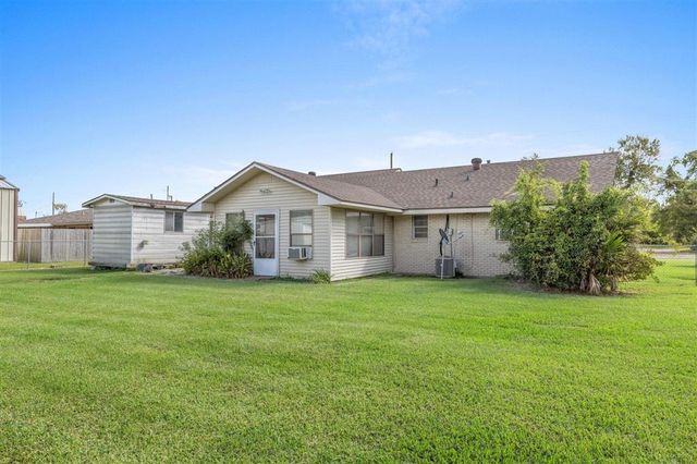 320 Madison Street, Sulphur, LA 70663