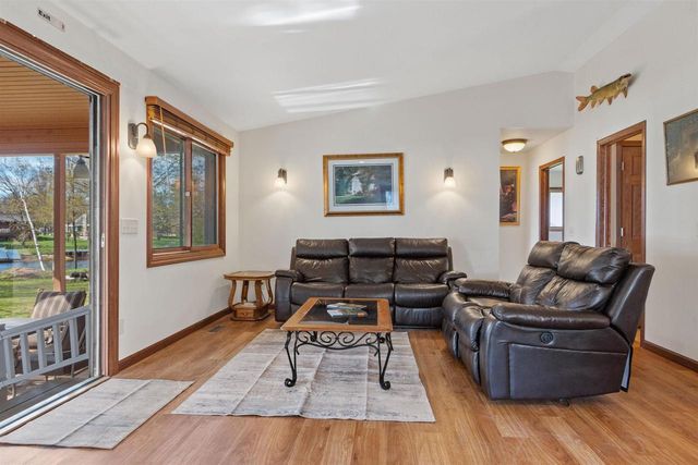 928 Essex Court, Nekoosa, WI 54457