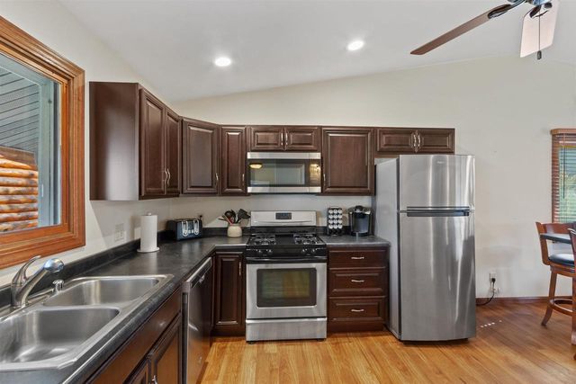 928 Essex Court, Nekoosa, WI 54457