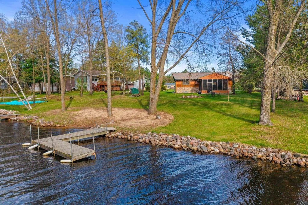 928 Essex Court, Nekoosa, WI 54457