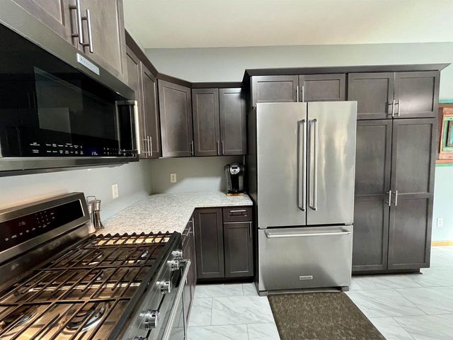 534 Goldenrod Circle, Verona, WI 53593