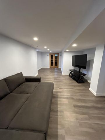 534 Goldenrod Circle, Verona, WI 53593