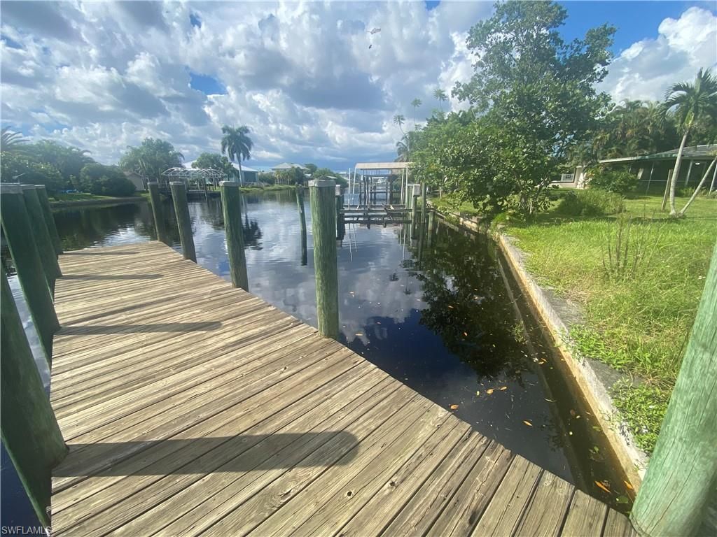 2141 Saint Croix AVE, FORT MYERS, FL 33905 — photo 5