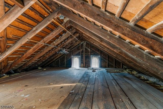 38 W Johnston St, Washington Boro, NJ 07882