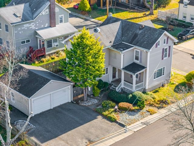 38 W Johnston St, Washington Boro, NJ 07882