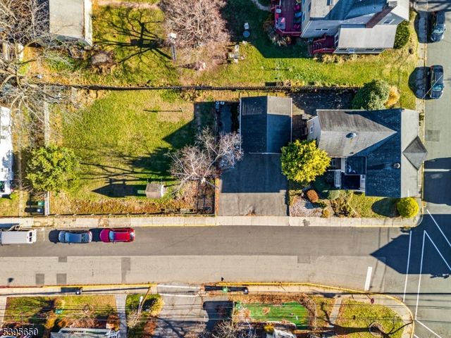 38 W Johnston St, Washington Boro, NJ 07882