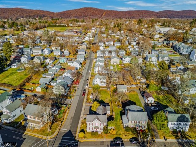 38 W Johnston St, Washington Boro, NJ 07882