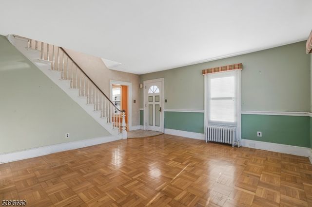 38 W Johnston St, Washington Boro, NJ 07882