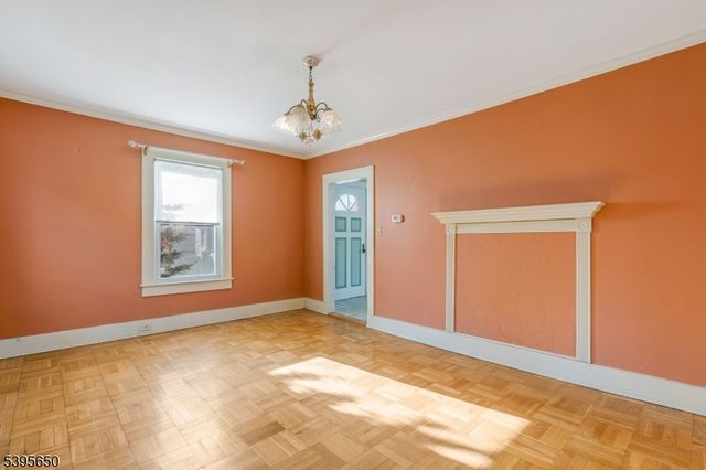 38 W Johnston St, Washington Boro, NJ 07882