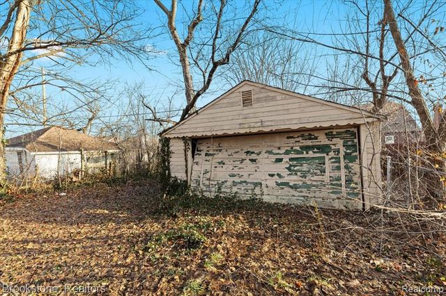 15508 Saint Marys Street, Detroit, MI 48227