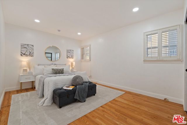 4215 W 58th Place, Los Angeles, CA 90043