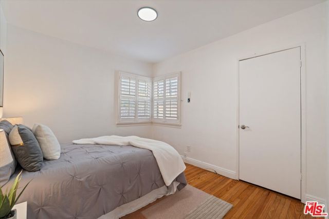 4215 W 58th Place, Los Angeles, CA 90043