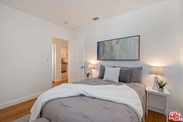 4215 W 58th Place, Los Angeles, CA 90043