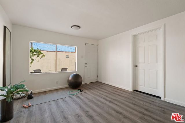 4215 W 58th Place, Los Angeles, CA 90043