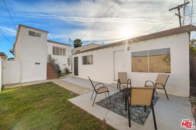4215 W 58th Place, Los Angeles, CA 90043