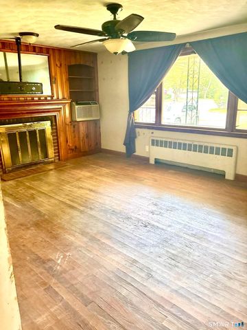 44 Coventry Road, Bristol, CT 06010