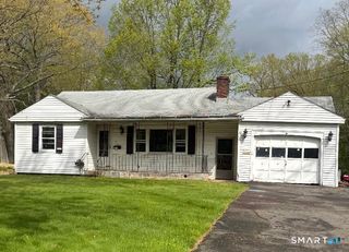 44 Coventry Road, Bristol, CT 06010