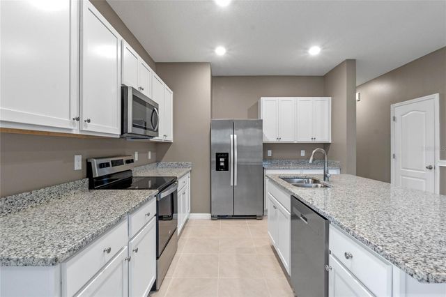 961 LIDO DRIVE, Howey In The Hills, FL 34737