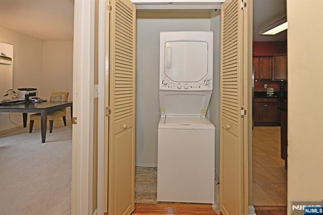 175 Rochelle Avenue 301, Rochelle Park, NJ 07662