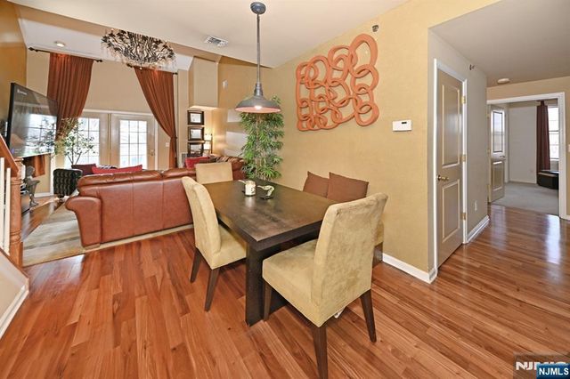 175 Rochelle Avenue 301, Rochelle Park, NJ 07662