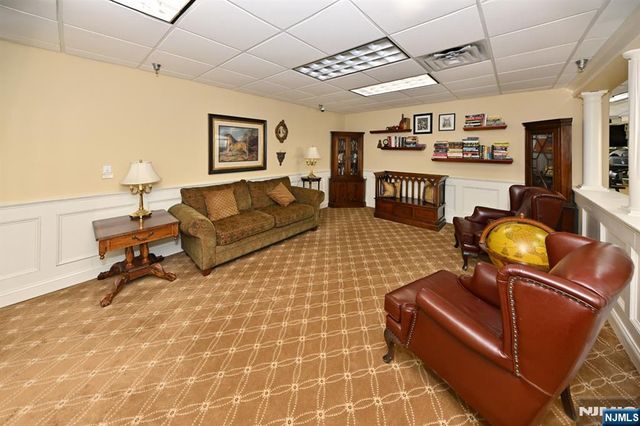 175 Rochelle Avenue 301, Rochelle Park, NJ 07662