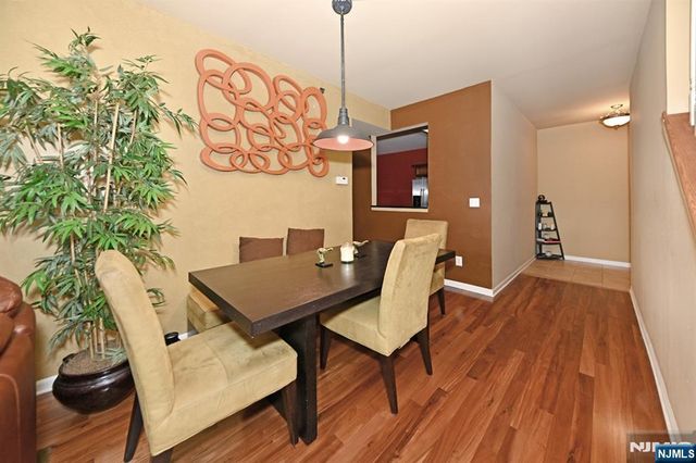 175 Rochelle Avenue 301, Rochelle Park, NJ 07662