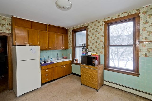 22-24 Woodbine Ave, Northampton, MA 01060