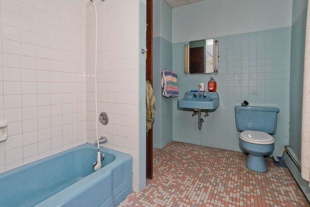 22-24 Woodbine Ave, Northampton, MA 01060