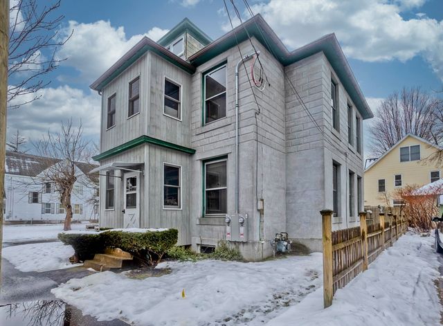 22-24 Woodbine Ave, Northampton, MA 01060