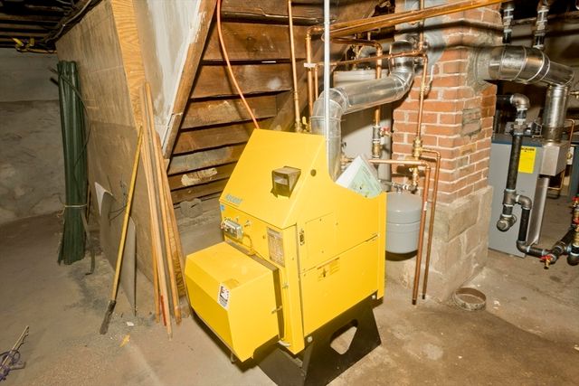 22-24 Woodbine Ave, Northampton, MA 01060