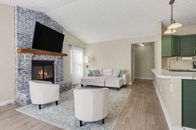 2021 Torreys Place, Powell, OH 43065