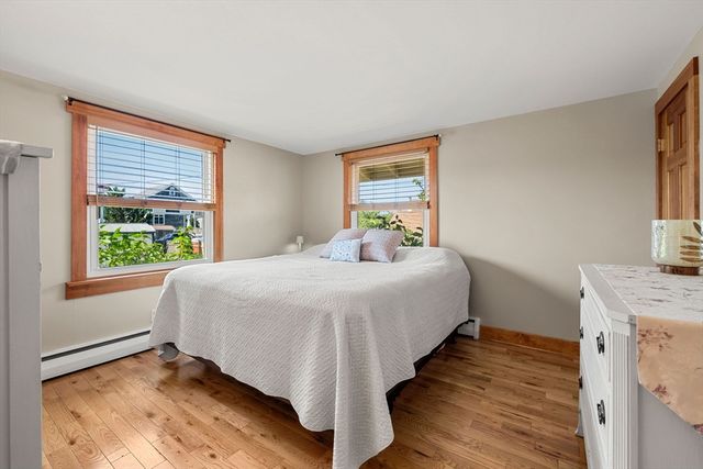 14 Overlook Street, Newburyport, MA 01950