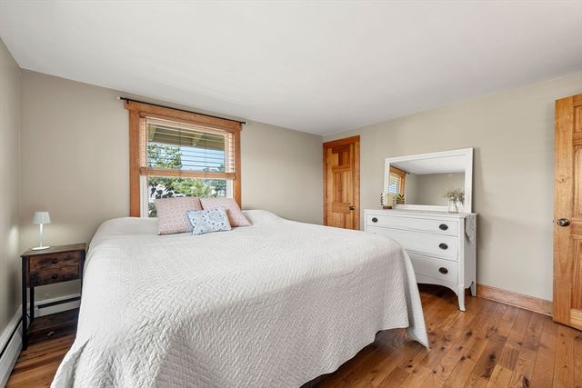 14 Overlook Street, Newburyport, MA 01950